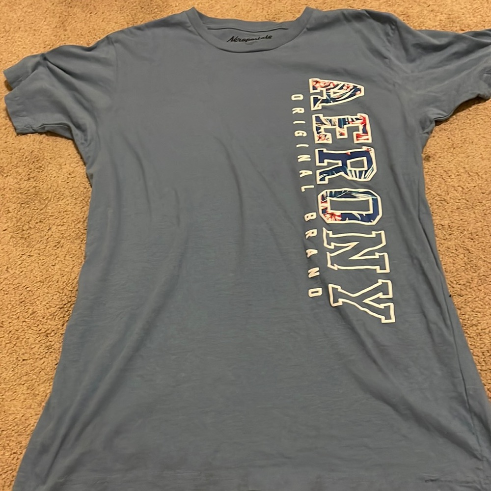 blue shirt